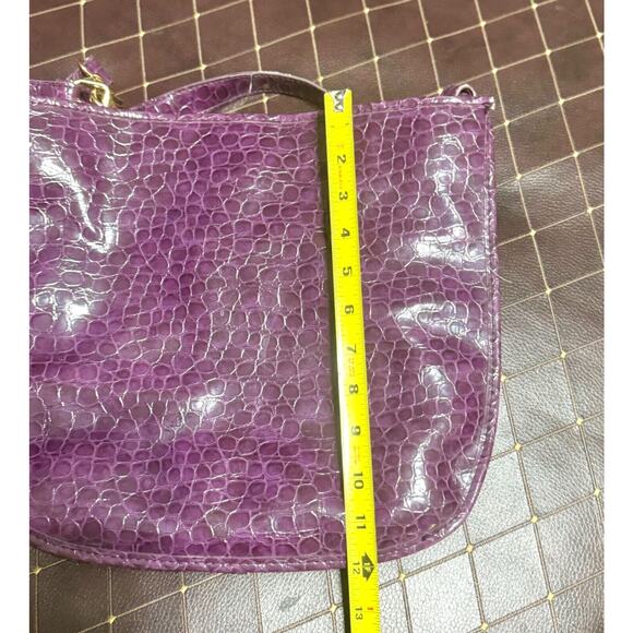 Gianni Bini Large Purple Leather Bag - Picture 13 of 16